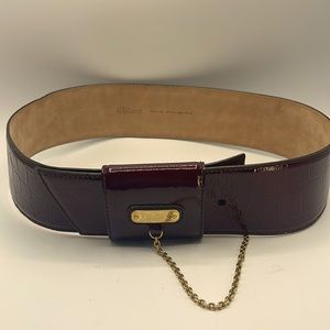Alexander McQueen leather Embossed Croc Burgundy Belt with Gold tone chain logo.